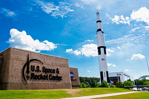 Exterior view of the museum and Saturn V