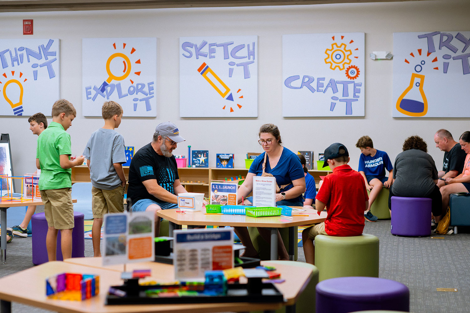 Families enjoying their time in Spark!Lab
